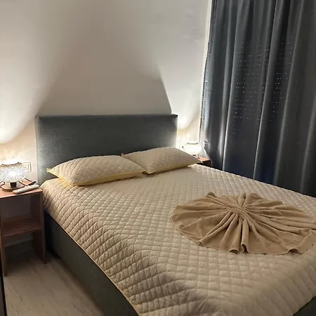 Apartamento Thea Nikiana
